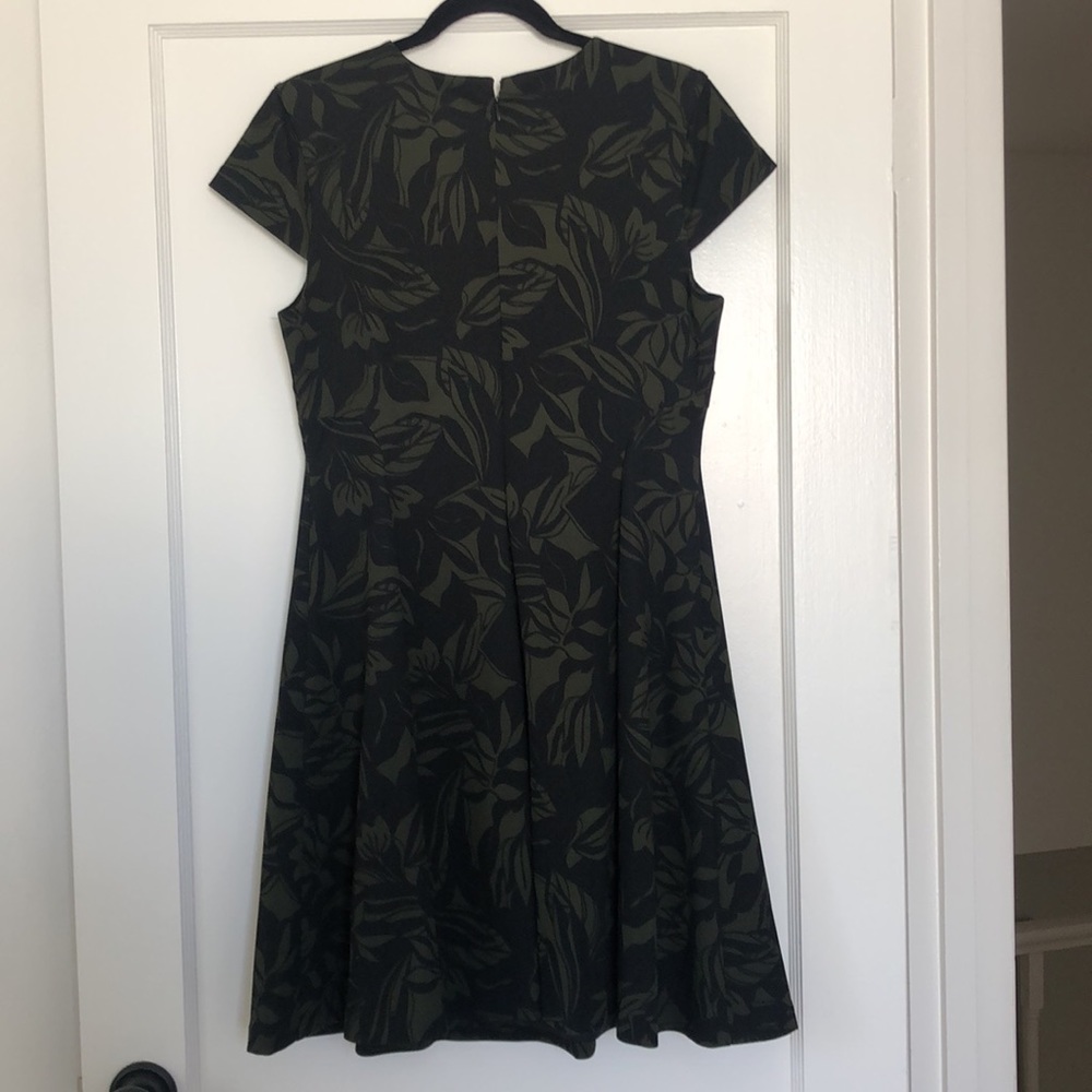 Flattering And Comfortable, Only Worn Once! - image 2